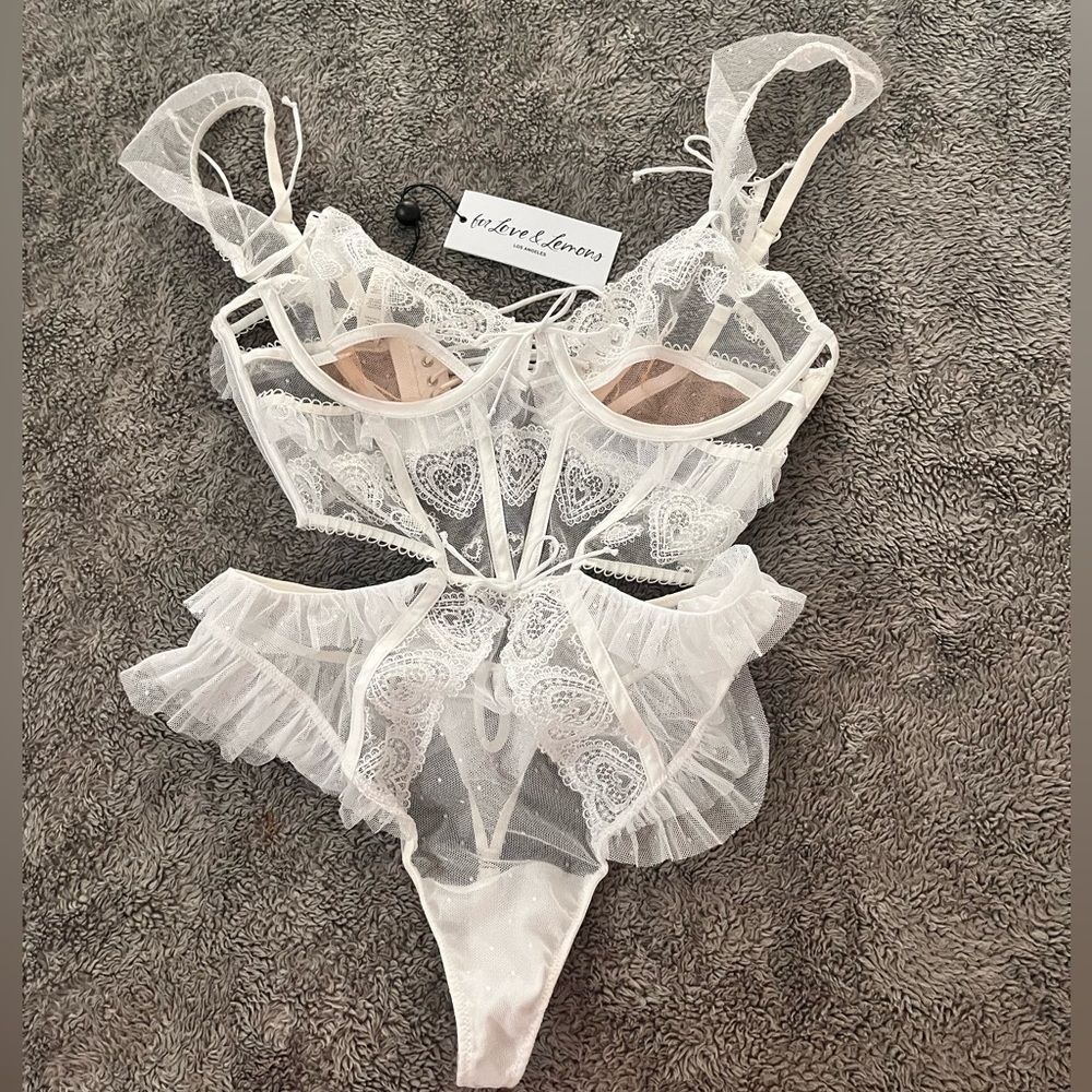 Brand new never worn For love and lemons white lingerie